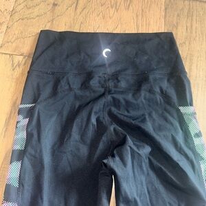 ZYIA Black Kids Leggings with Colorful Accents